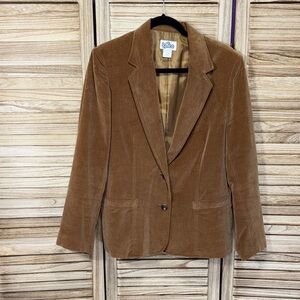 Toffee BlazerTan Suede Two Button Closure Vintage Size 18